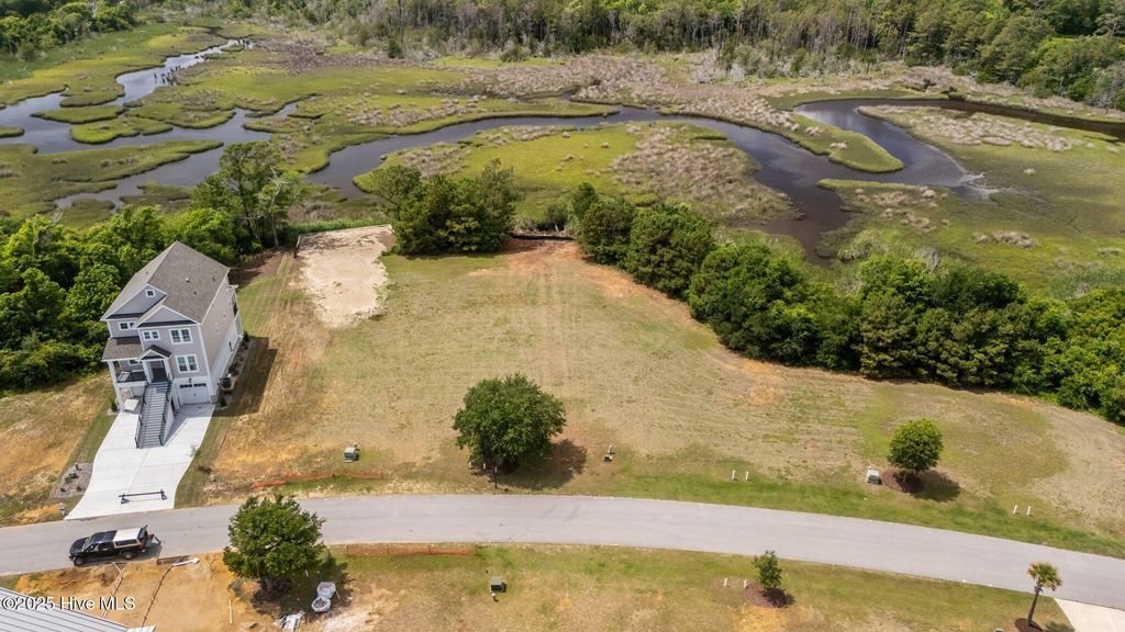 Photo of 615 Cannonsgate Drive, Newport, NC 28570 (MLS # 100510676)