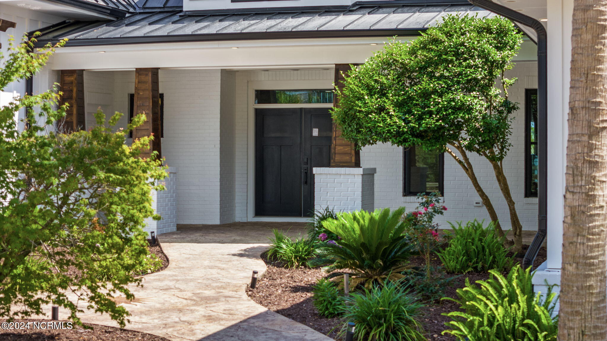 1766 Waterway Drive SW