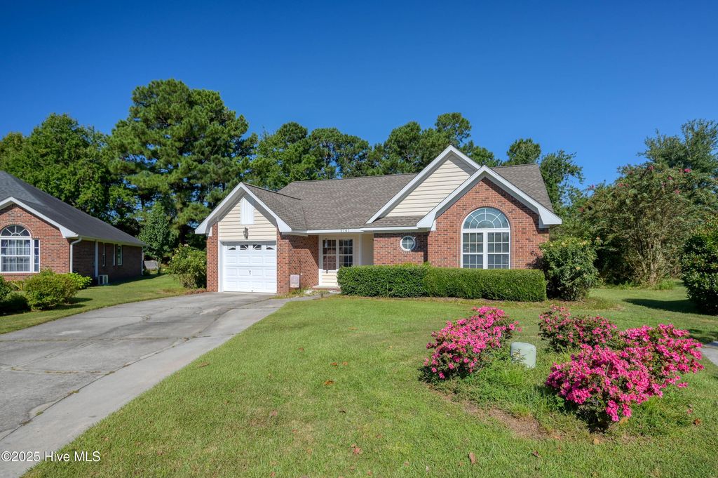 Photo of 5707 Mossberg Court, Wilmington, NC 28405 (MLS # 100509696)
