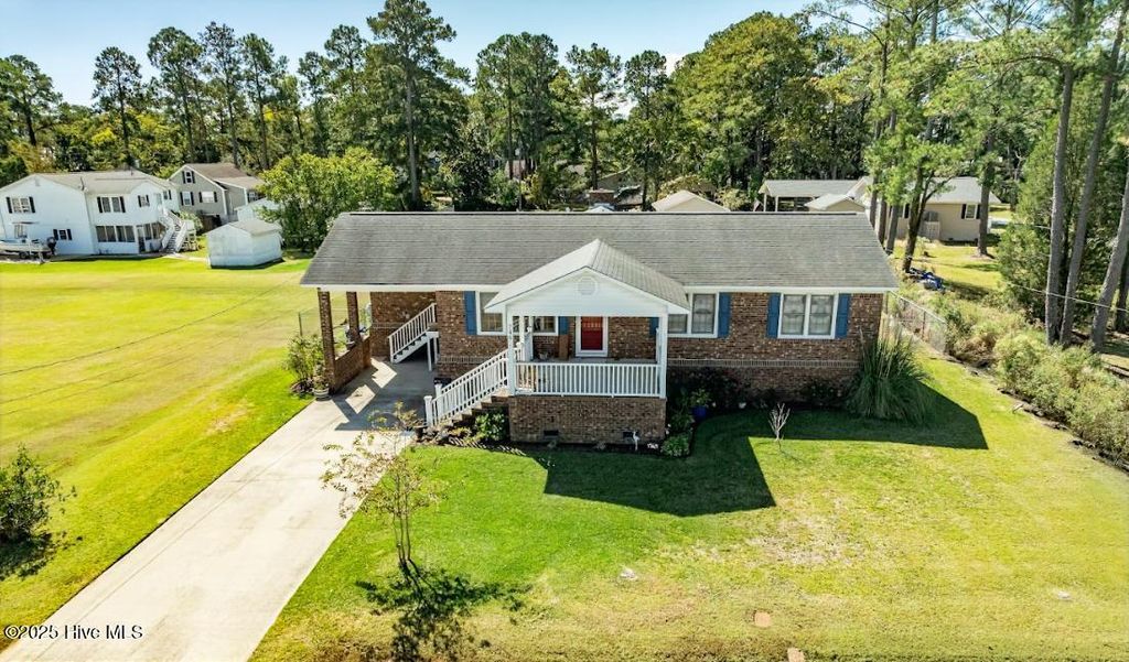 Photo of 746 Heber Street, Belhaven, NC 27810 (MLS # 100537625)