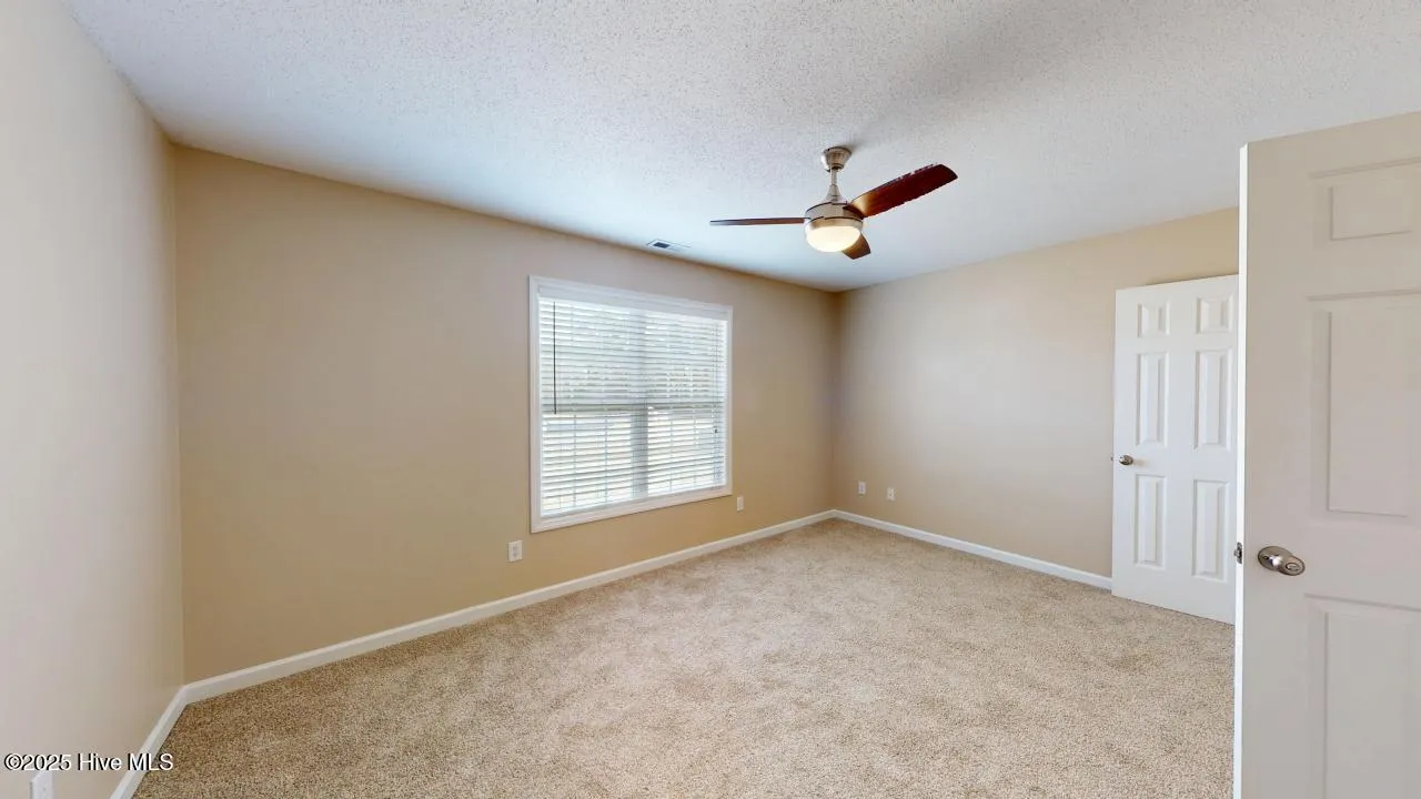 Jacksonville, North Carolina 28540, United States, 3 Bedrooms Bedrooms, ,3 BathroomsBathrooms,Residential,Active,97867