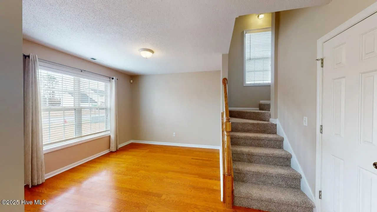 Jacksonville, North Carolina 28540, United States, 3 Bedrooms Bedrooms, ,3 BathroomsBathrooms,Residential,Active,97867