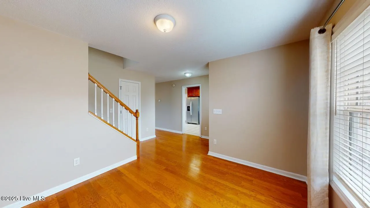 Jacksonville, North Carolina 28540, United States, 3 Bedrooms Bedrooms, ,3 BathroomsBathrooms,Residential,Active,97867