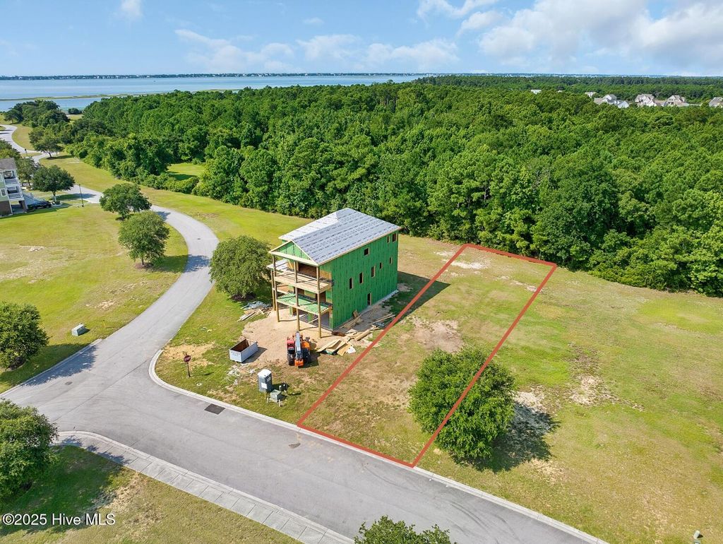 Photo of 242 Colleton Square, Newport, NC 28570 (MLS # 100522046)