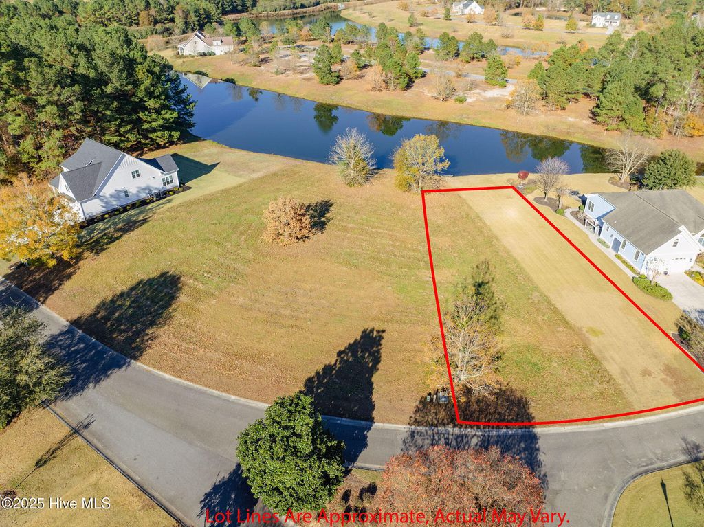 Photo of 176 Legacy Woods Drive, Wallace, NC 28466 (MLS # 100542367)