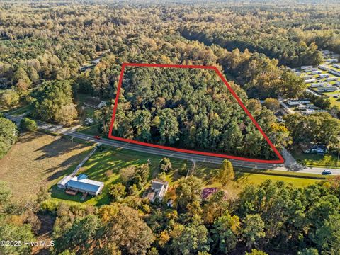 Tiny photo for 3091 Burgaw Highway, Jacksonville, NC 28540 (MLS # 100539729)
