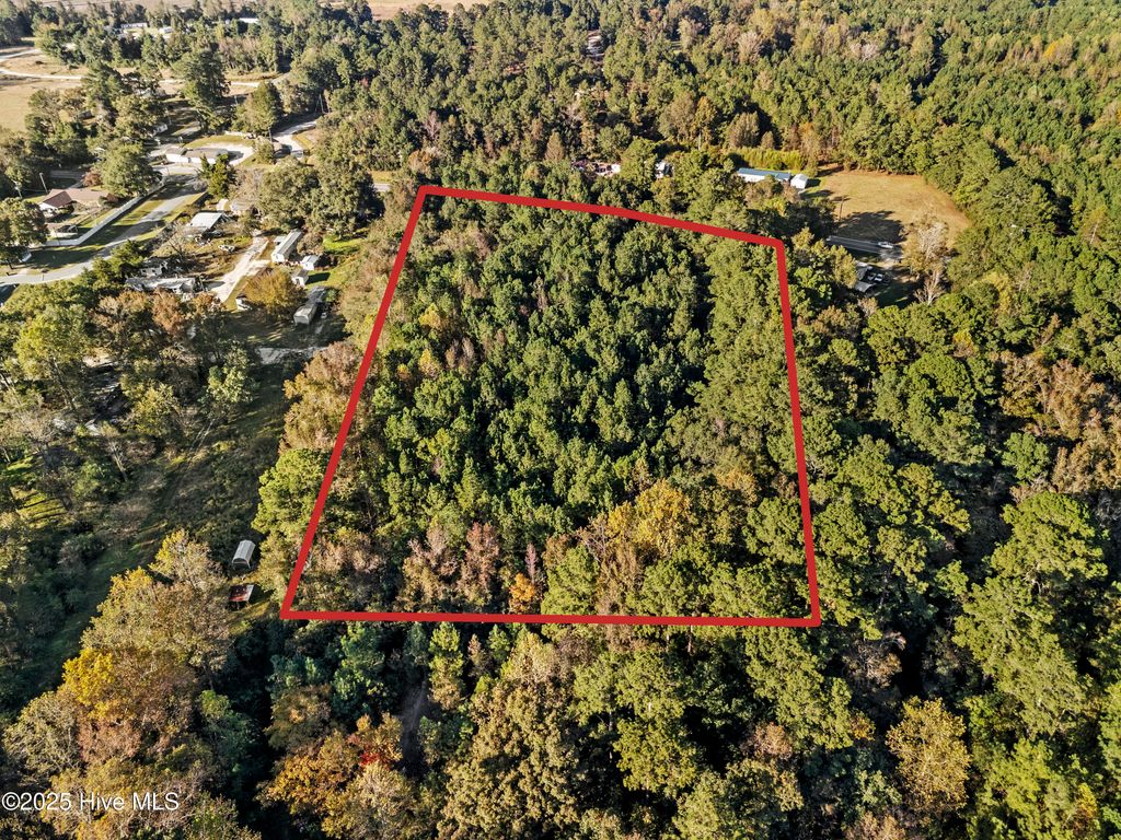 Photo of 3091 Burgaw Highway, Jacksonville, NC 28540 (MLS # 100539729)