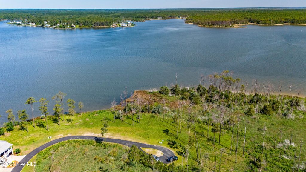 Photo of 489 Ballast Point, Oriental, NC 28571 (MLS # 100509475)