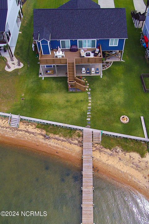 A home in Sneads Ferry