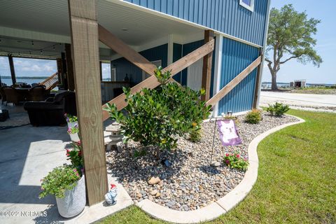 A home in Sneads Ferry