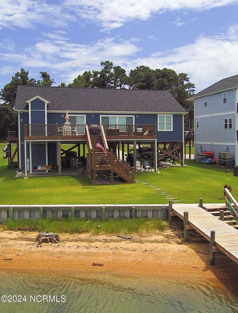 A home in Sneads Ferry