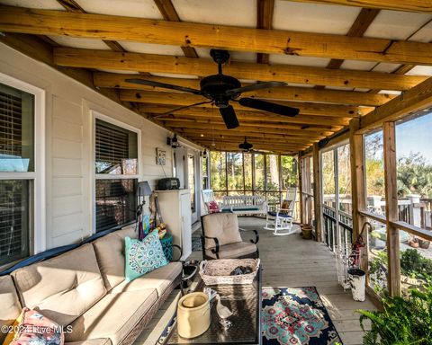 A home in Lake Waccamaw