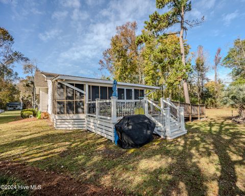 A home in Lake Waccamaw