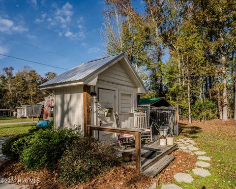 A home in Lake Waccamaw