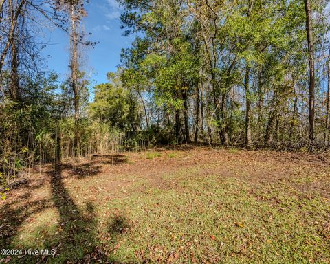 A home in Lake Waccamaw