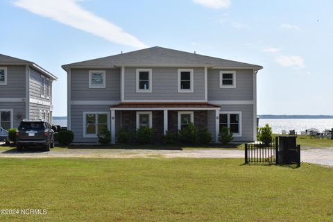 A home in Minnesott Beach