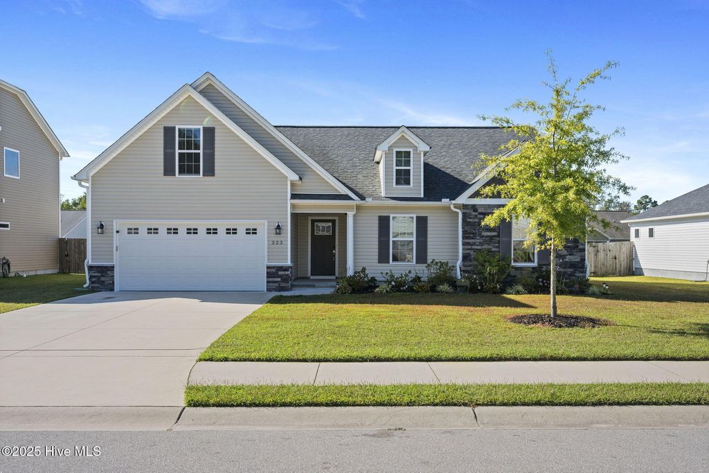 Photo of 223 Independence Boulevard, Newport, NC 28570 (MLS # 100535251)