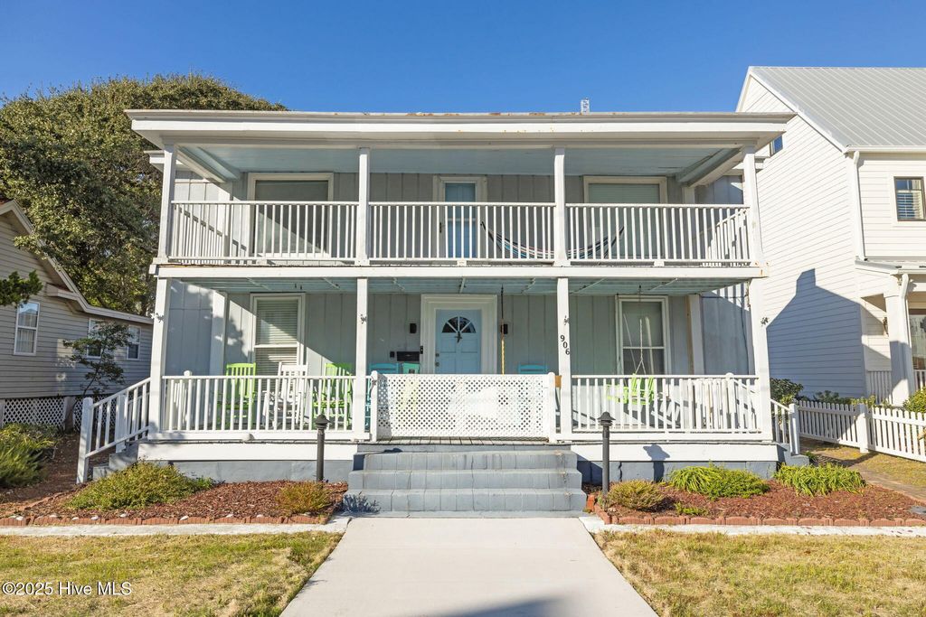 Photo of 906 Shepard Street, Morehead City, NC 28557 (MLS # 100538330)