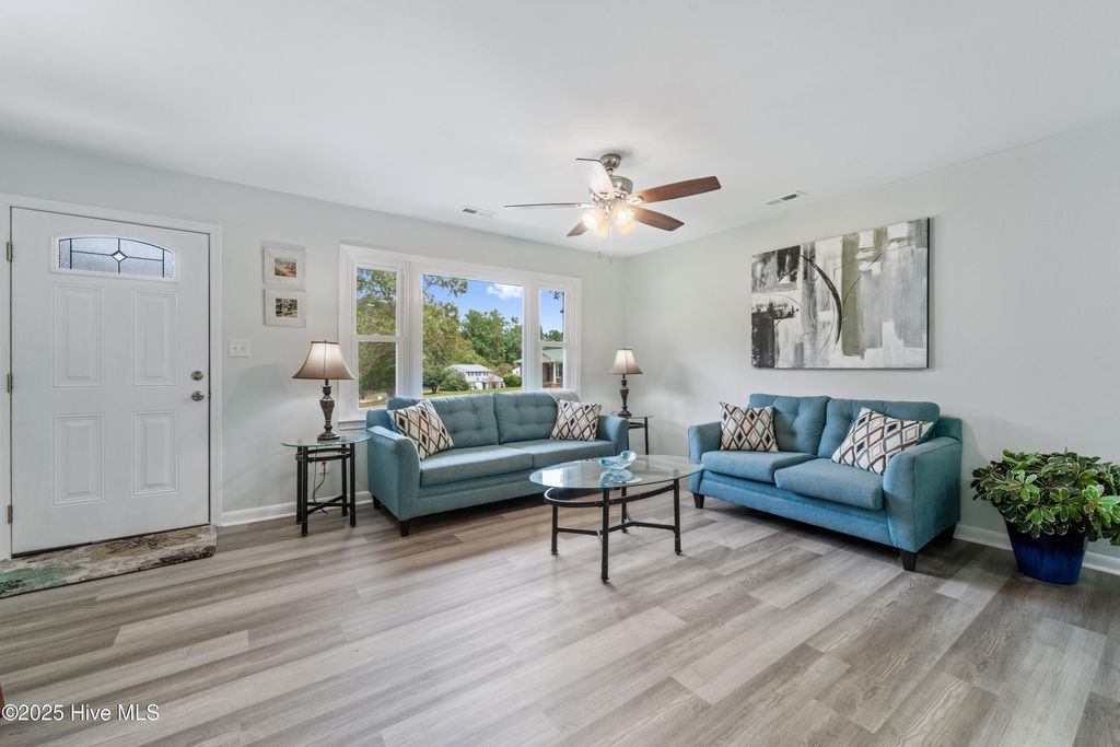Photo of 2614 Country Club Road, Jacksonville, NC 28546 (MLS # 100534057)