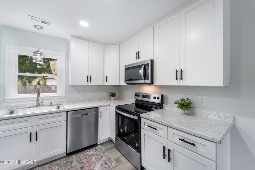 Photo of 2614 Country Club Road, Jacksonville, NC 28546 (MLS # 100534057)