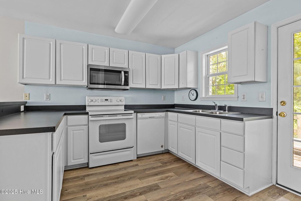 Photo of 4513 Country Club Road #G101, Morehead City, NC 28557 (MLS # 100502262)
