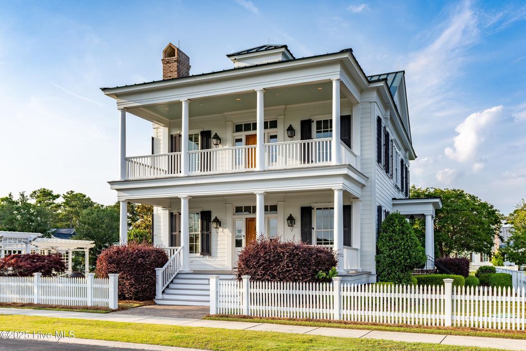 Photo of 588 E Harborside Road, Oriental, NC 28571 (MLS # 100509652)