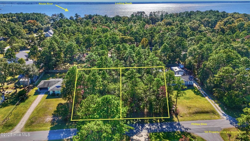 Photo of 15 Phillips Drive, Minnesott Beach, NC 28510 (MLS # 100538270)