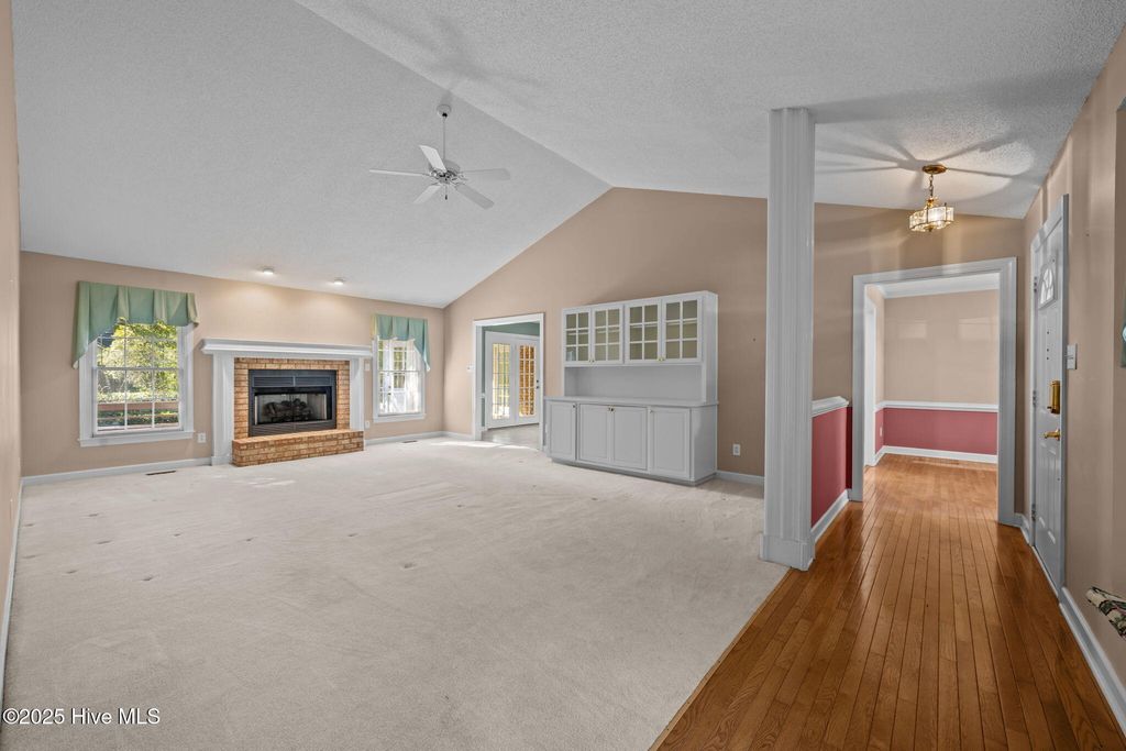 Photo of 1006 Laurel Valley Drive, New Bern, NC 28562 (MLS # 100537638)