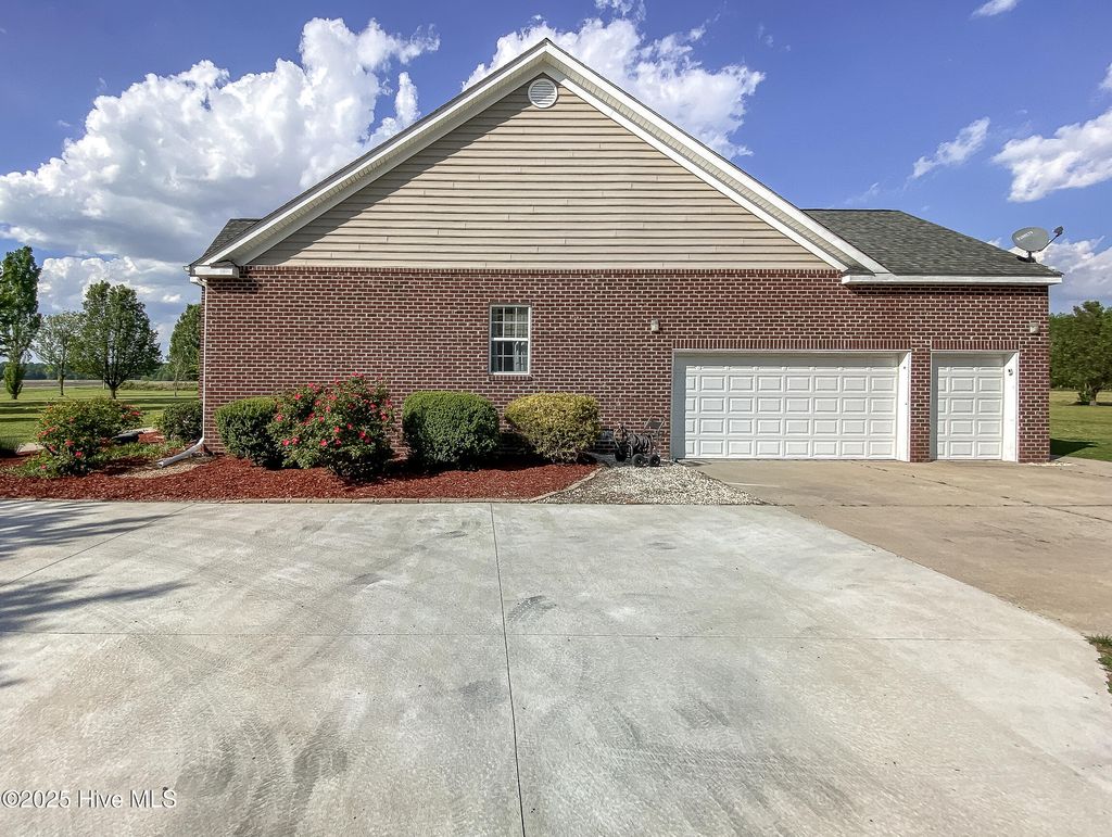 Photo of 106 Yellow Hammer Road, Tyner, NC 27980 (MLS # 100521955)
