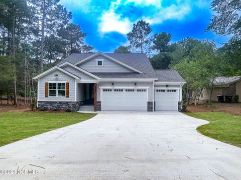 Single Family Residence in Pinehurst NC 225 Merion Circle.jpg