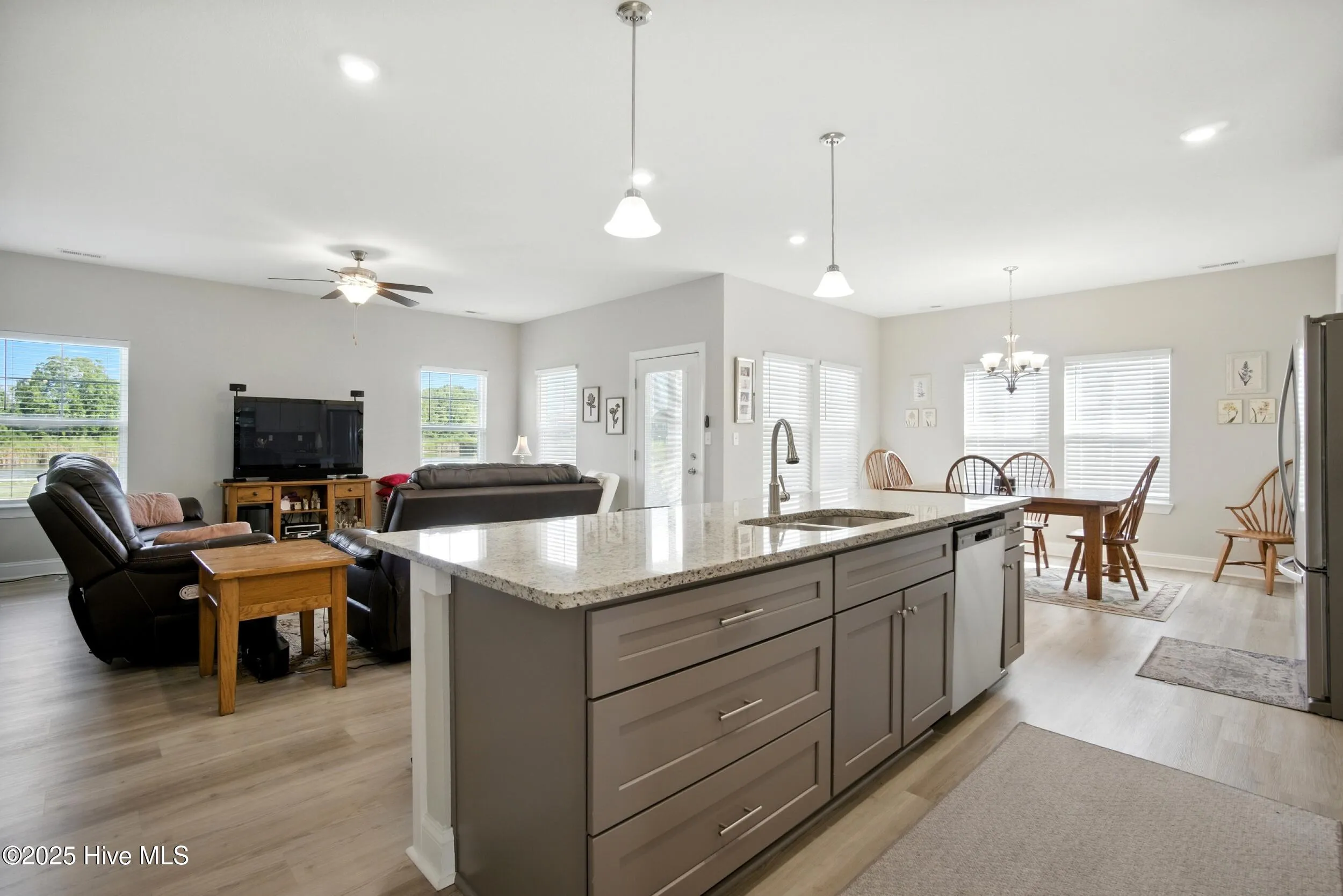 Camden, North Carolina 27921, United States, 3 Bedrooms Bedrooms, ,3 BathroomsBathrooms,Residential,Active,209147