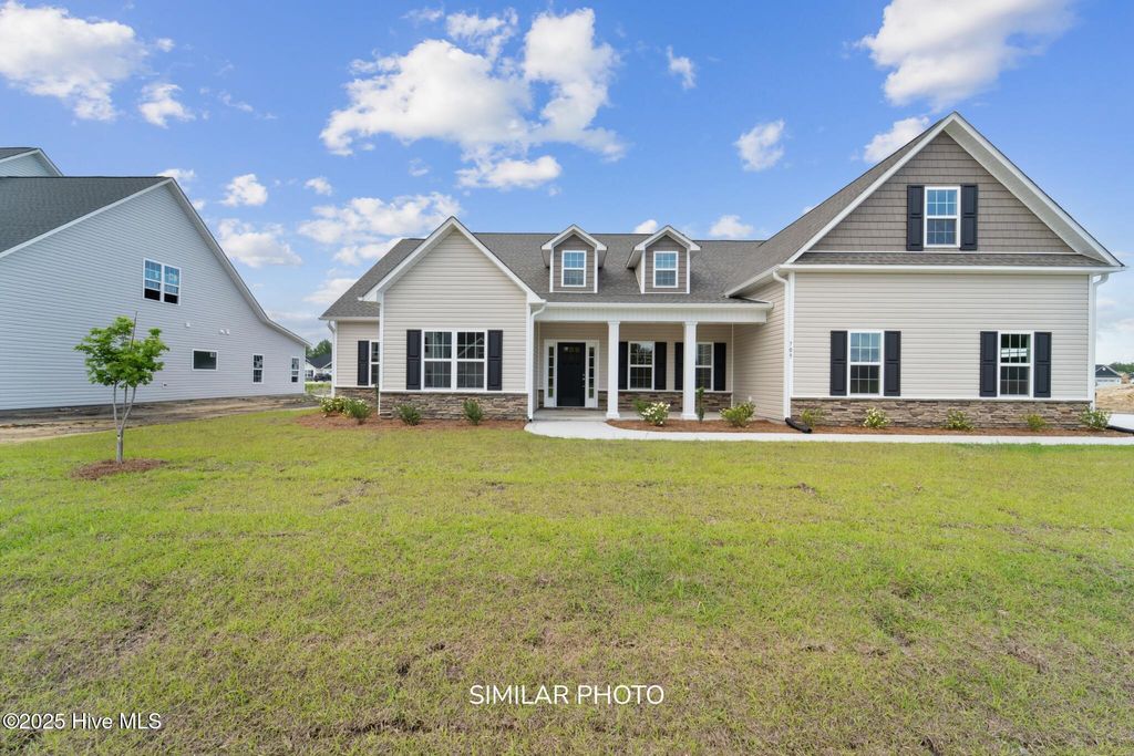 Photo of 501 Huggins Way, Jacksonville, NC 28546 (MLS # 100519948)