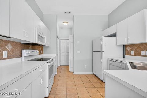 Tiny photo for 1001 Avenshire Circle, Wilmington, NC 28412 (MLS # 100535571)