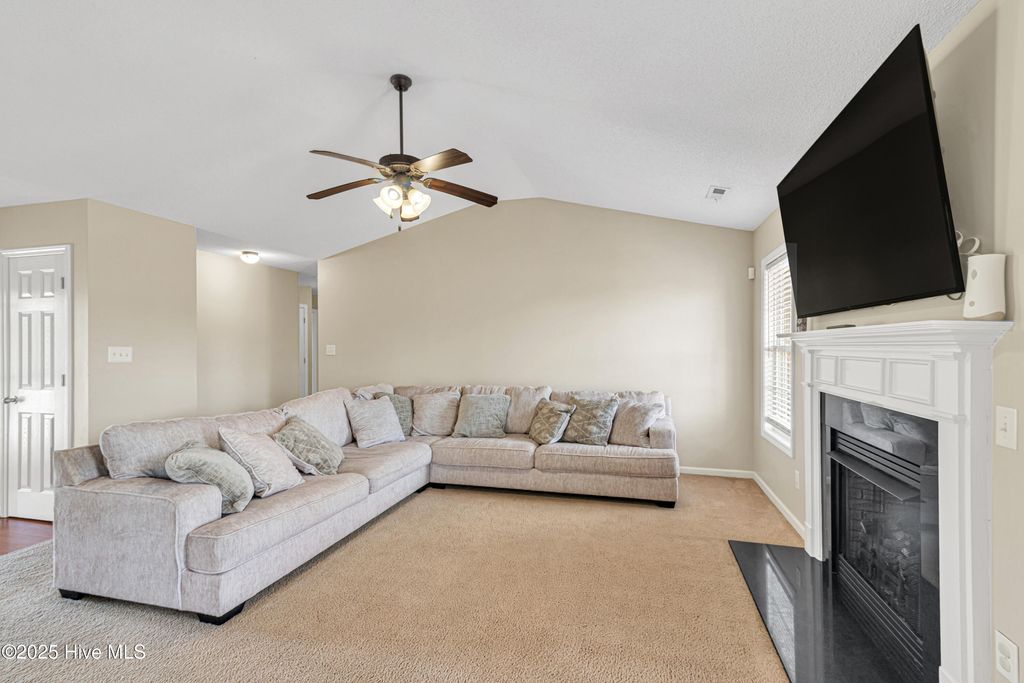 Photo of 315 Haywood Drive, Richlands, NC 28574 (MLS # 100529335)