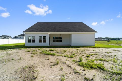Tiny photo for 911 Miranda Court, Jacksonville, NC 28546 (MLS # 100542914)