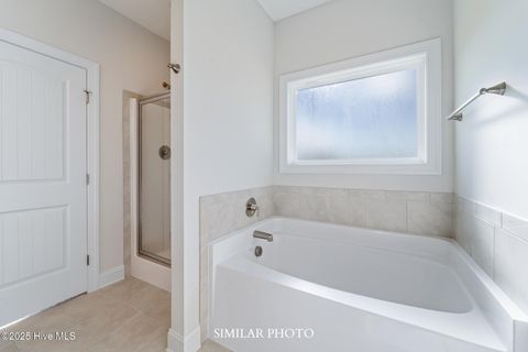 Tiny photo for 911 Miranda Court, Jacksonville, NC 28546 (MLS # 100542914)