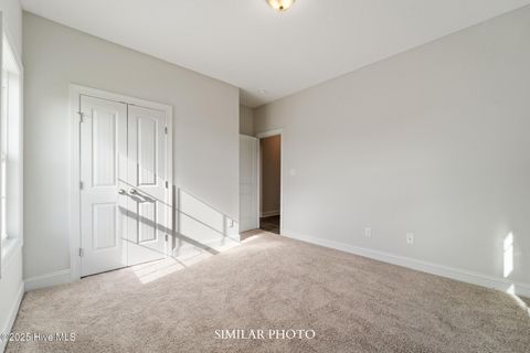 Tiny photo for 911 Miranda Court, Jacksonville, NC 28546 (MLS # 100542914)