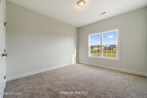 Tiny photo for 911 Miranda Court, Jacksonville, NC 28546 (MLS # 100542914)