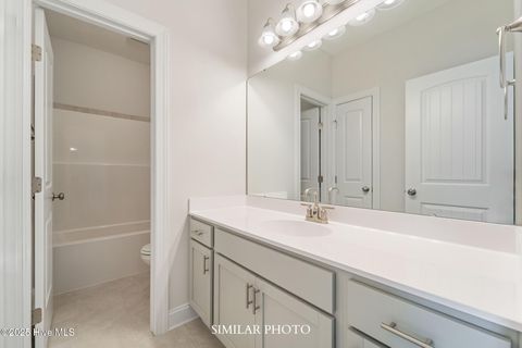 Tiny photo for 911 Miranda Court, Jacksonville, NC 28546 (MLS # 100542914)