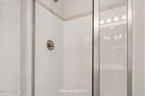 Tiny photo for 911 Miranda Court, Jacksonville, NC 28546 (MLS # 100542914)