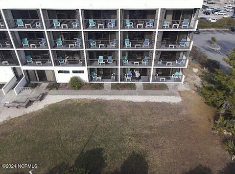 A home in Wrightsville Beach