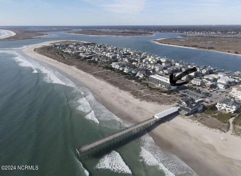 A home in Wrightsville Beach