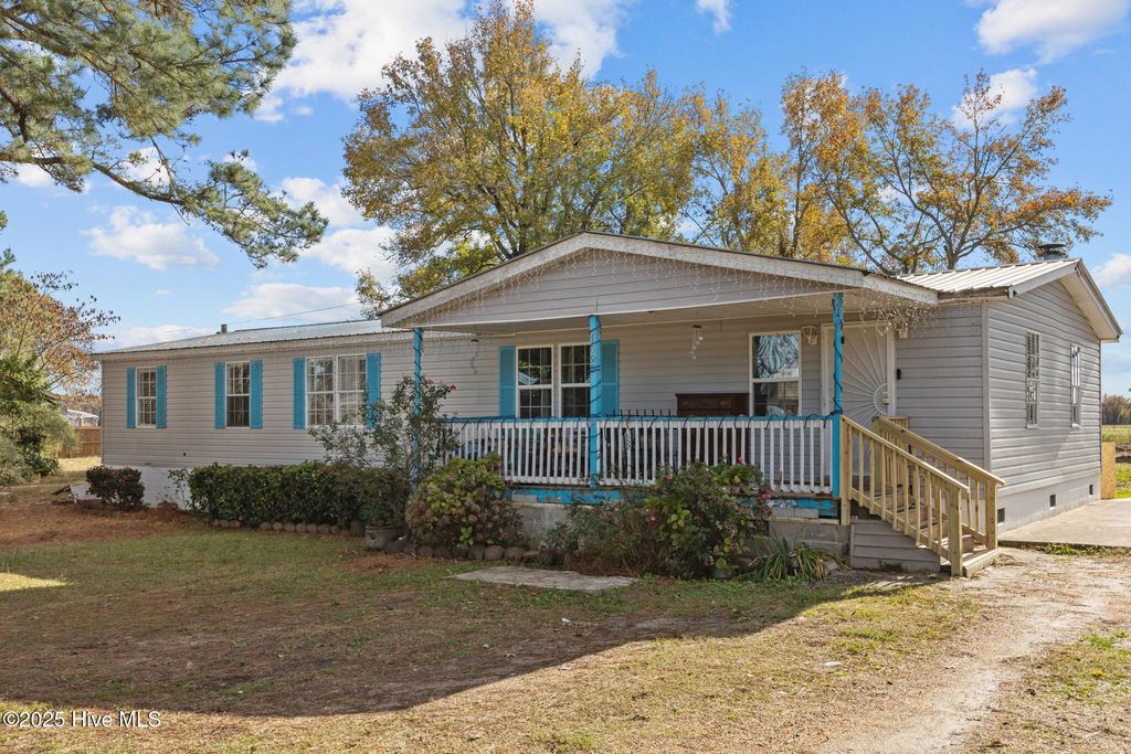 Photo of 1095 James Road, Robersonville, NC 27871 (MLS # 100542580)