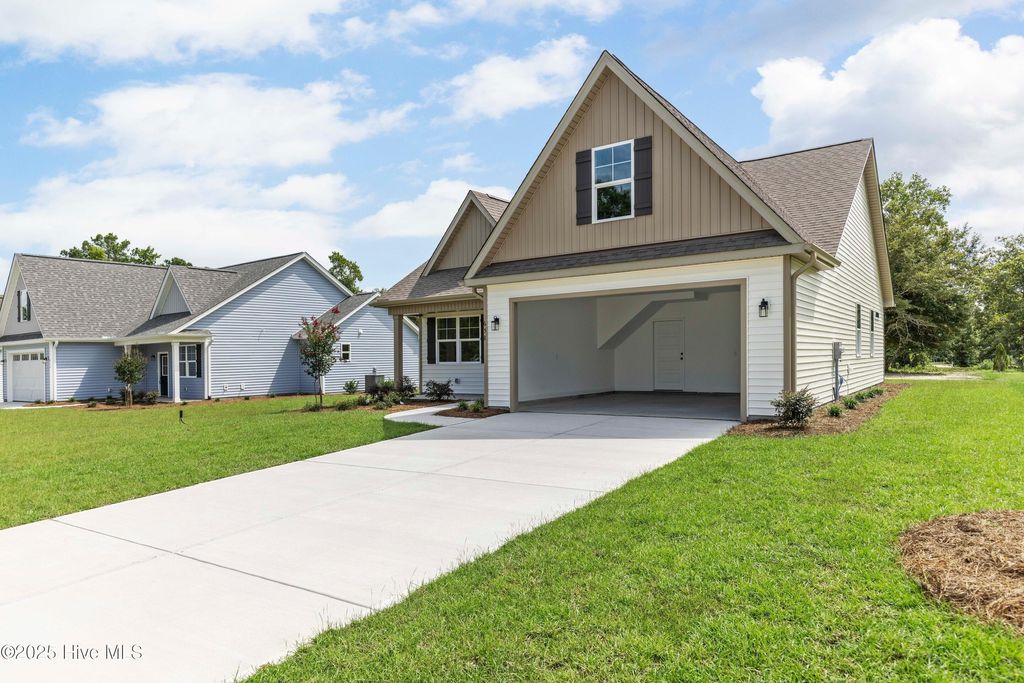 Photo of 658 Sanctuary Point SW, Supply, NC 28462 (MLS # 100524112)