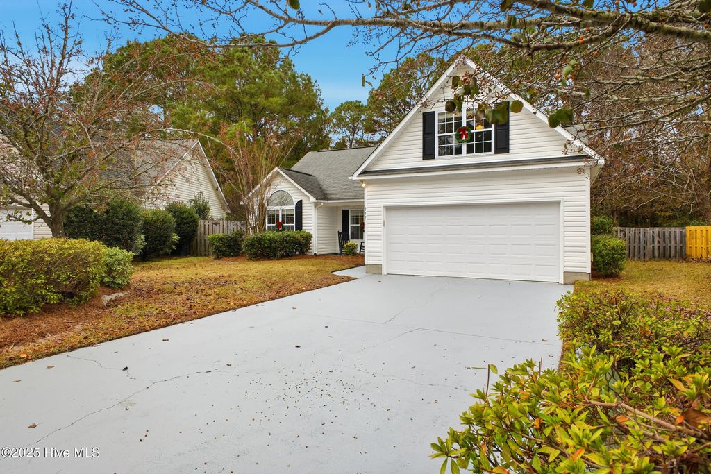 Photo of 111 Woodford Road NE, Leland, NC 28451 (MLS # 100543646)