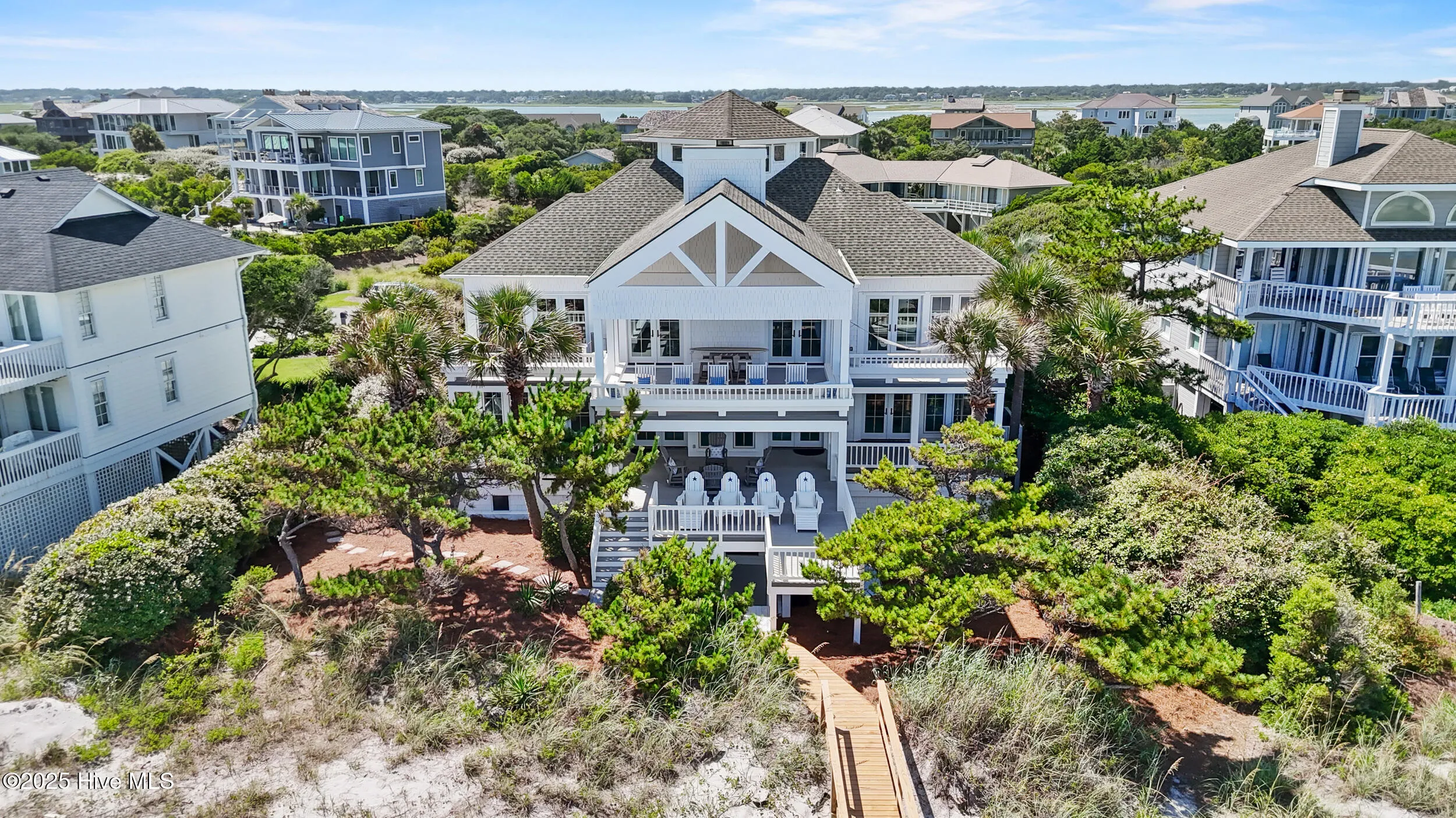 Wilmington, North Carolina 28411, United States, 6 Bedrooms Bedrooms, ,7 BathroomsBathrooms,Residential,Active,178438