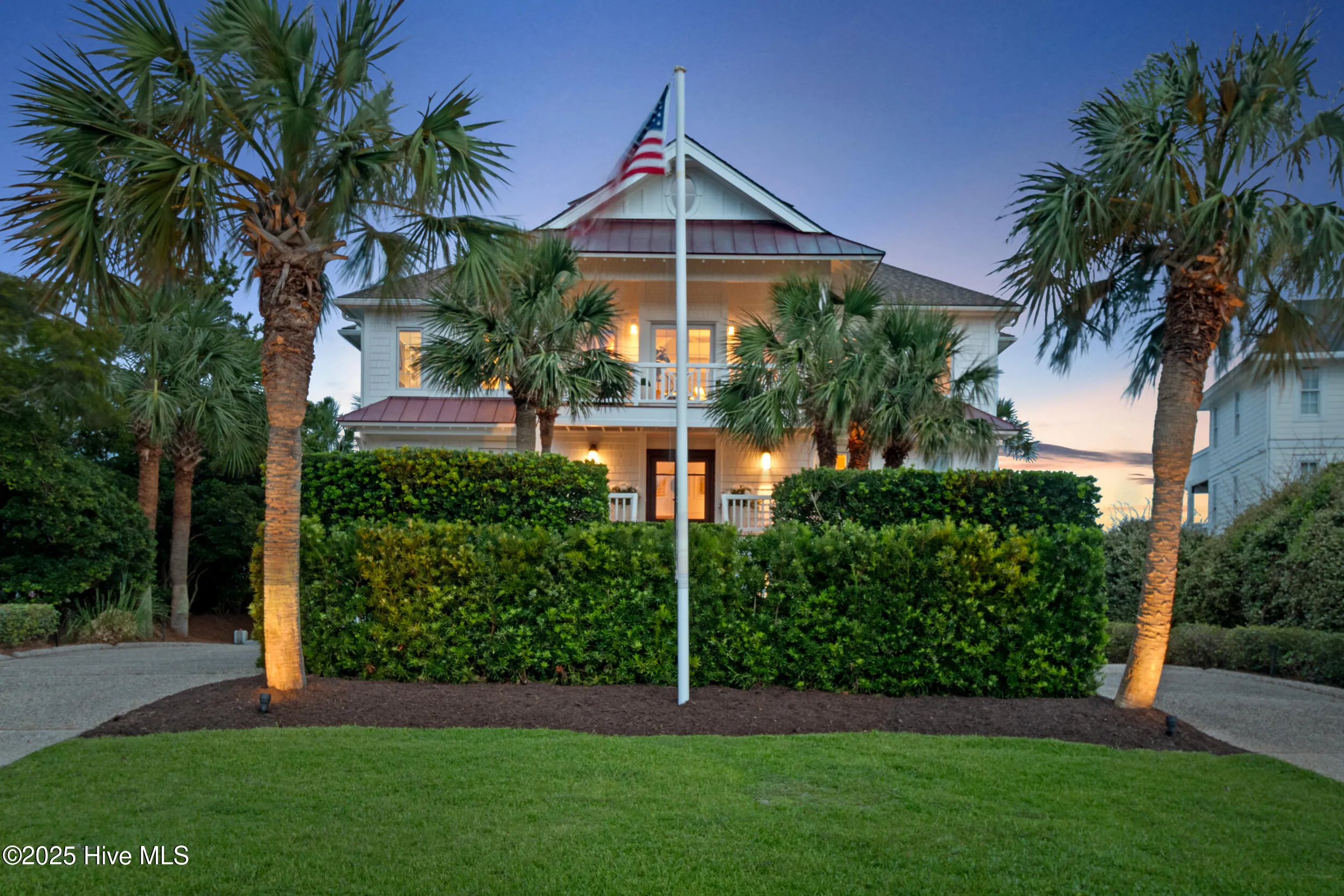 Wilmington, North Carolina 28411, United States, 6 Bedrooms Bedrooms, ,7 BathroomsBathrooms,Residential,Active,178438