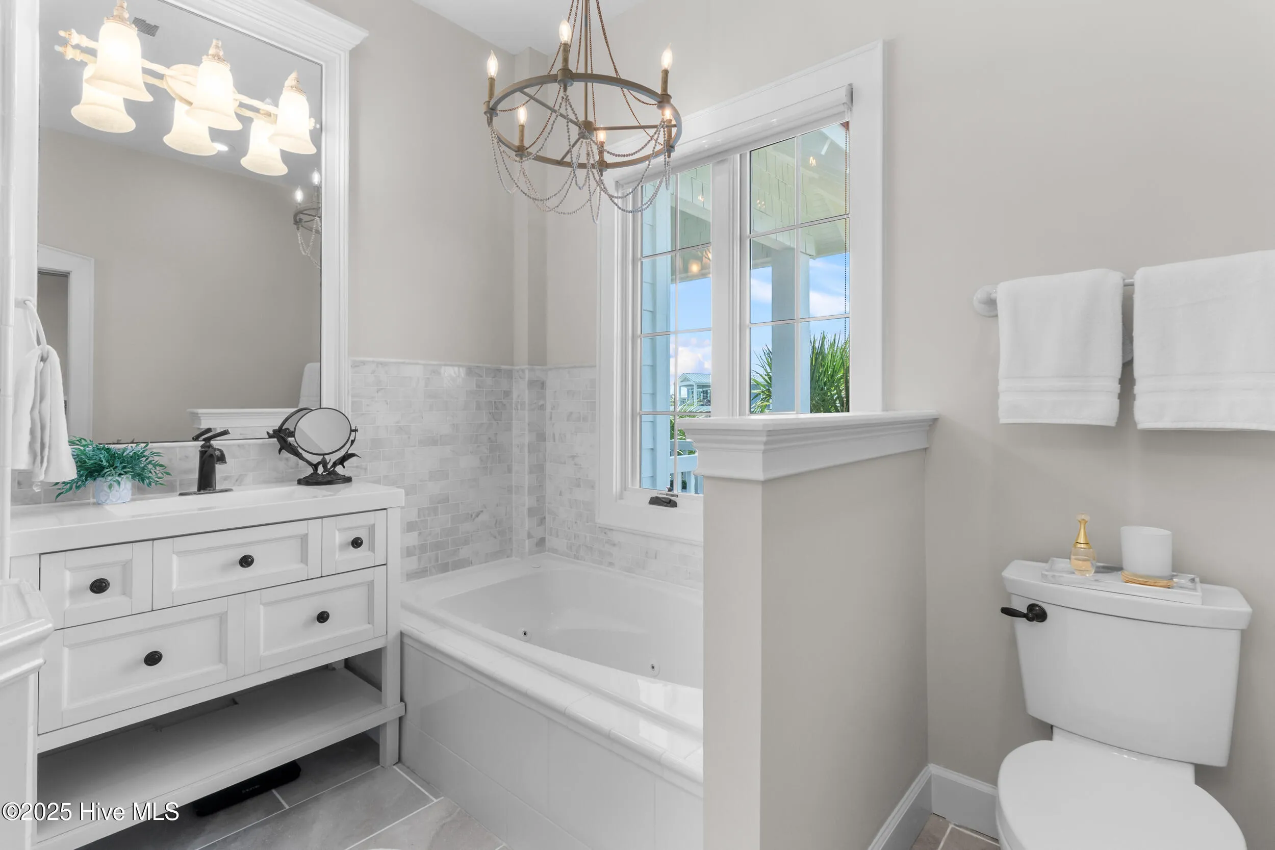 Wilmington, North Carolina 28411, United States, 6 Bedrooms Bedrooms, ,7 BathroomsBathrooms,Residential,Active,178438