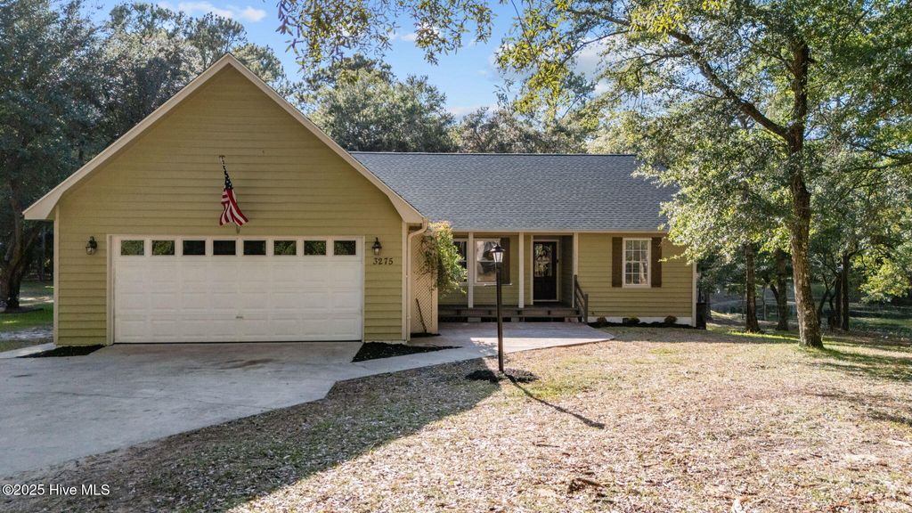 Photo of 3275 Island Drive SE, Bolivia, NC 28422 (MLS # 100533176)