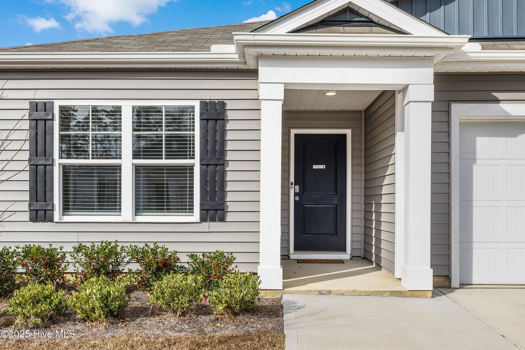 Photo of 1827 Black Falcon Lane, Bolivia, NC 28422 (MLS # 100528203)